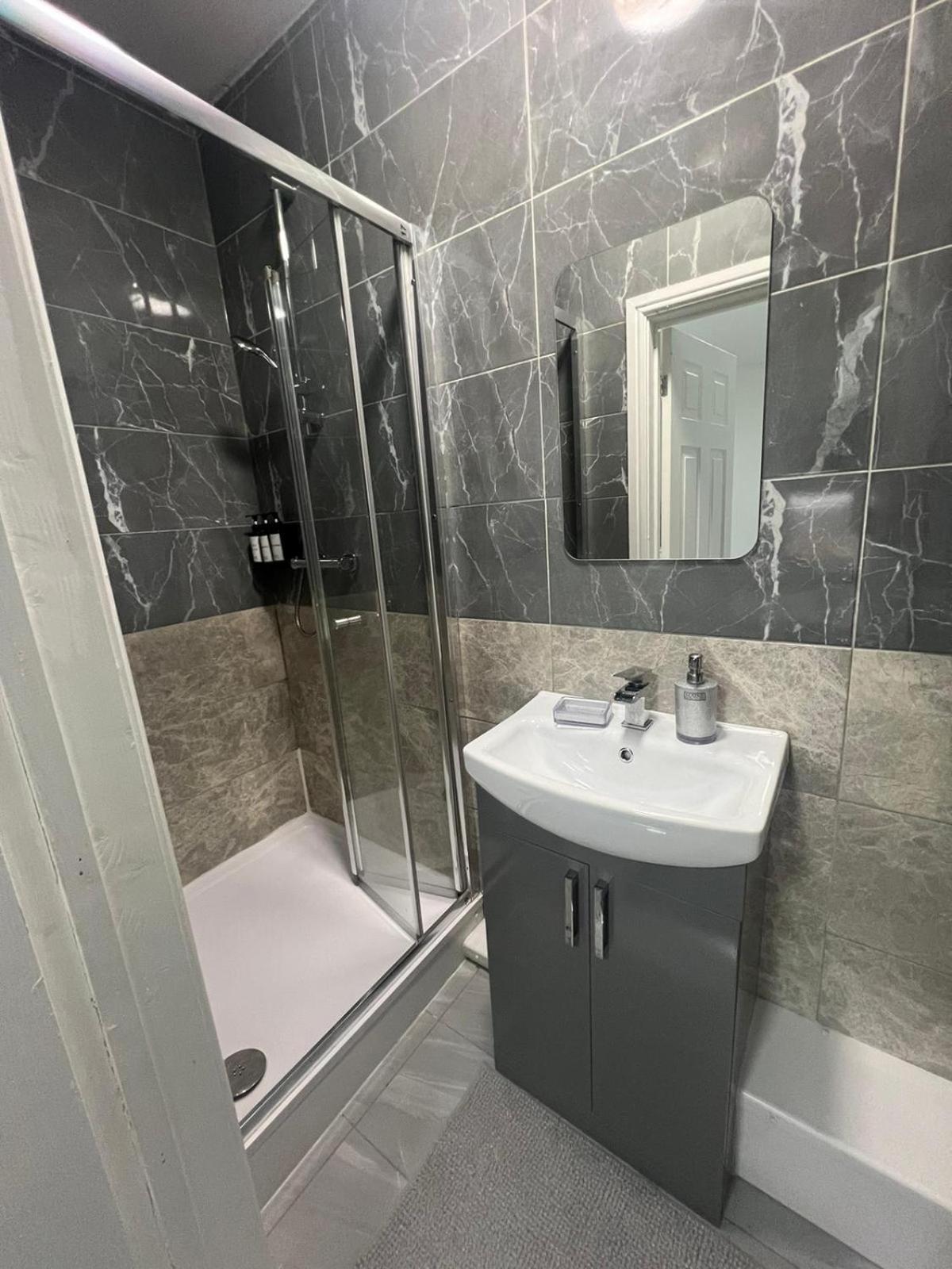 Luxury In Luxury Out Apartment Nottingham Exterior photo